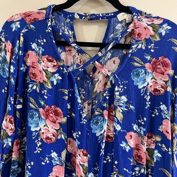 Umgee Blue Floral Bell Sleeve Flowy Tunic Mini Dress size Medium - Picture 2 of 6